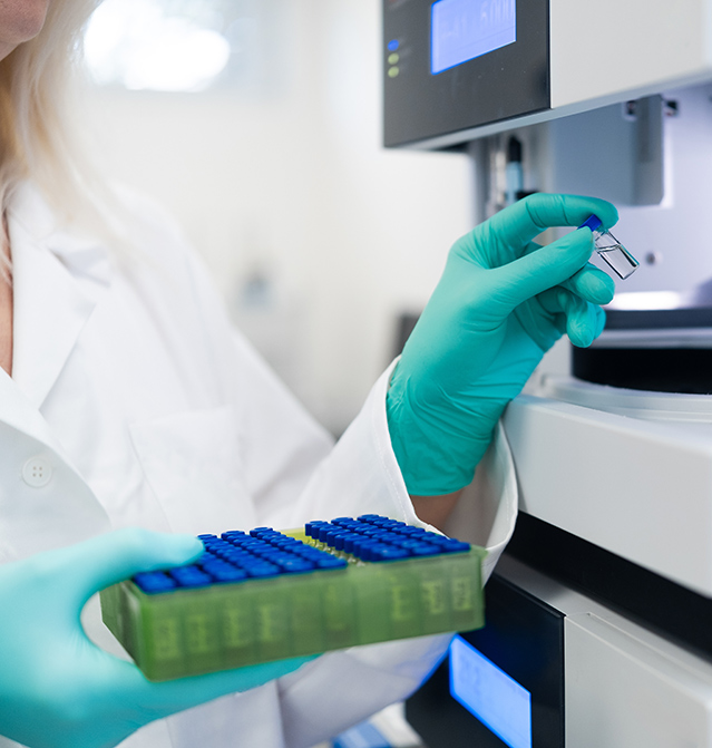compounding_vials_tray
